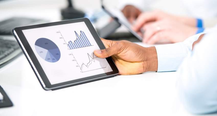 01 O HB PARTNERS, S. R. O....2 02 CO JE TO INVESTOVÁNÍ...3 03 EXISTUJE IDEÁLNÍ INVESTICE.