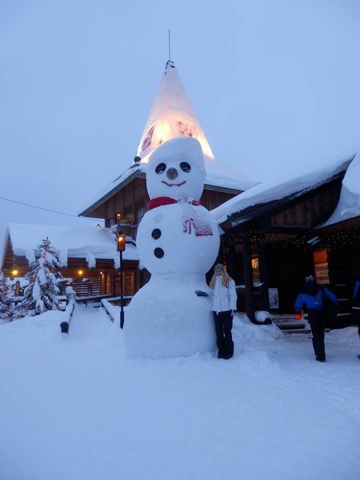 Mezi mé zájmy patří hlavně sport, mám ráda turistiku, ráda chodím po beskydských kopcích. Ráda jezdím na kole, běhám, nejraději si chodím zaběhat se svým psem, který mě správně motivuje k běhání :-).
