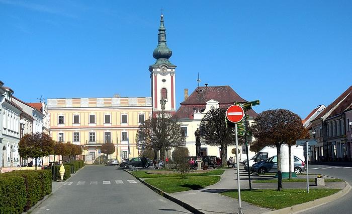 Nová Bystřice byla osvobozena 10. května 1945 a za 18 dní byli odsunuti i Němci. Nastal příliv českého obyvatelstva.