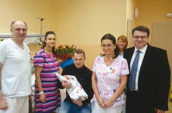 personální a mzdová politika VĚKOVÁ STRUKTURA ZAMĚSTNANCŮ (fyzický evidenční počet zaměstnanců v hlavním pracovním poměru k 31.