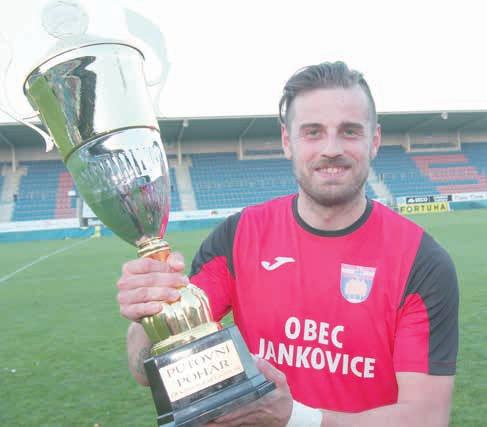 Když jsme inkasovali podruhé, klukům už chyběly síly na vyrovnání, gól je srazil i psychicky, reagoval Hyža. Jarošovští si tak dárek k 90. výročí založení klubu nenadělili.