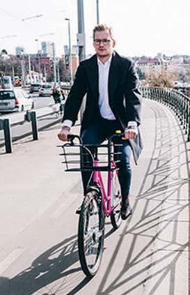 Denní zpravodajství na www.nasepraha.cz praha centrum U NÁS V CENTRU redaktor: Jan Bělohubý tel.: 603 20 66 33 jan.belohuby@- ceskydomov.cz Utopie Znáte význam slova utopie?
