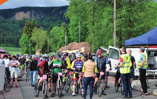 Turistické zajímavosti návštěvníci najdou i v lokalitách, které byly doposud považovány za průmyslové Ścinawka Średnia, nebo Nepřehlédněte v obci Radków: Rozhledna Suszynka Rekreační přehrada s