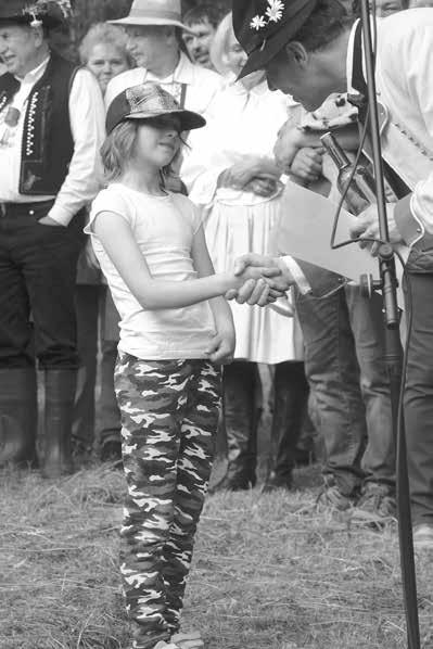 FOTO: IVA na kterém spolupracovaly kromě horňáckých a valašských muzik a souborů také CM Rubáš a mužský a ženský sbor Folklorního studia Buchlovice.
