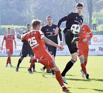 Za všech sedm zápasů, co jsem trenérem, jsme jich nenasekali tolik jako v Brně. Toho se musíme pro příště vyvarovat. Soupeř nás trestal a výsledek je krutý, uvedl třinecký trenér Tomáš Jakus.
