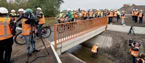 Tato opatření rovněž vedou ke zvýšení nákladů na beton, avšak oproti nákladům při použití těsnicích přísad do celého objemu betonu v konstrukci, jsou významně nižší. (Pozn.