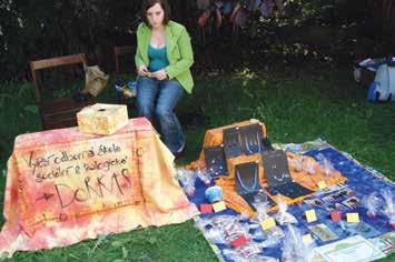 Jana Sterziková (roz. Šimšová) 2004 Než se začnu rozepisovat o škole, tak bych ráda zmínila, odkud pocházím. Vyrůstala jsem odmalička v evangelické rodině v Miroslavi (jižní Morava, okres Znojmo).