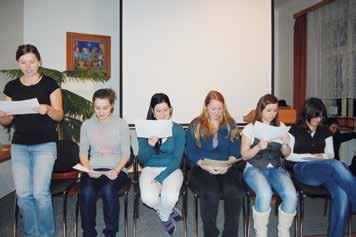 :o) Co se týká studia samotného, tak chci napsat, že oproti studiu na vysoké škole, které jsem po absolutoriu vystudovala, byla tato škola rozhodně školou více praktickou.