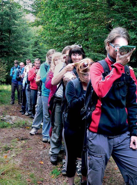 VÝUKOVÉ PROGRAMY PRO STŘEDNÍ ŠKOLY NP A CHKO ŠUMAVA Kdy: říjen duben Představení Národního parku a Chráněné krajinné oblasti Šumava ve fotografii.