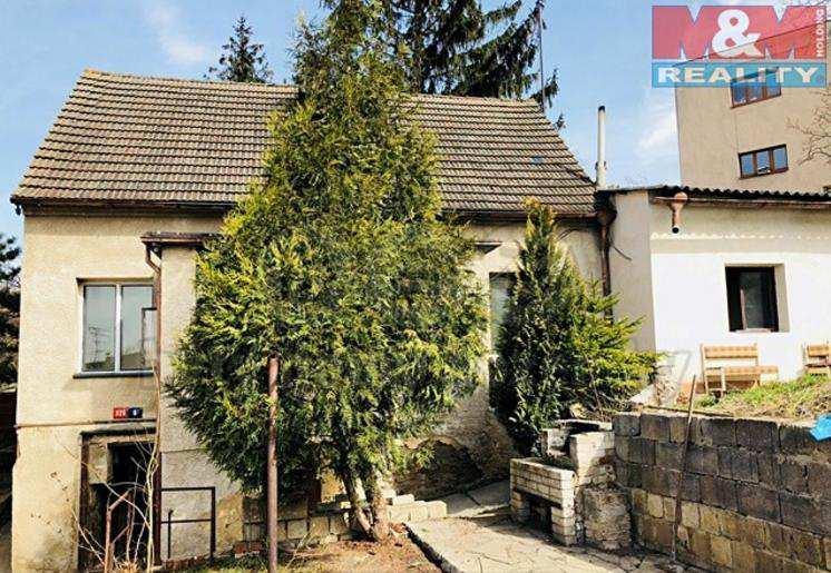 9) Rodinný dům, Řeporyje Samostatně stojící zděný rodinný dům v Řeporyjích. Dům je určený k rekonstrukci a disponuje jedním nadzemním podlažím.