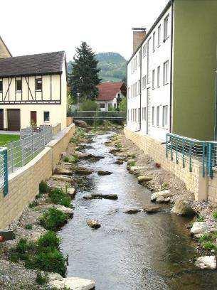 projektĳř realizace opatření podporujících přirozený tlumivý rozliv povodní v nivách, zvýšení kapacity koryta složeným profilem, vložení