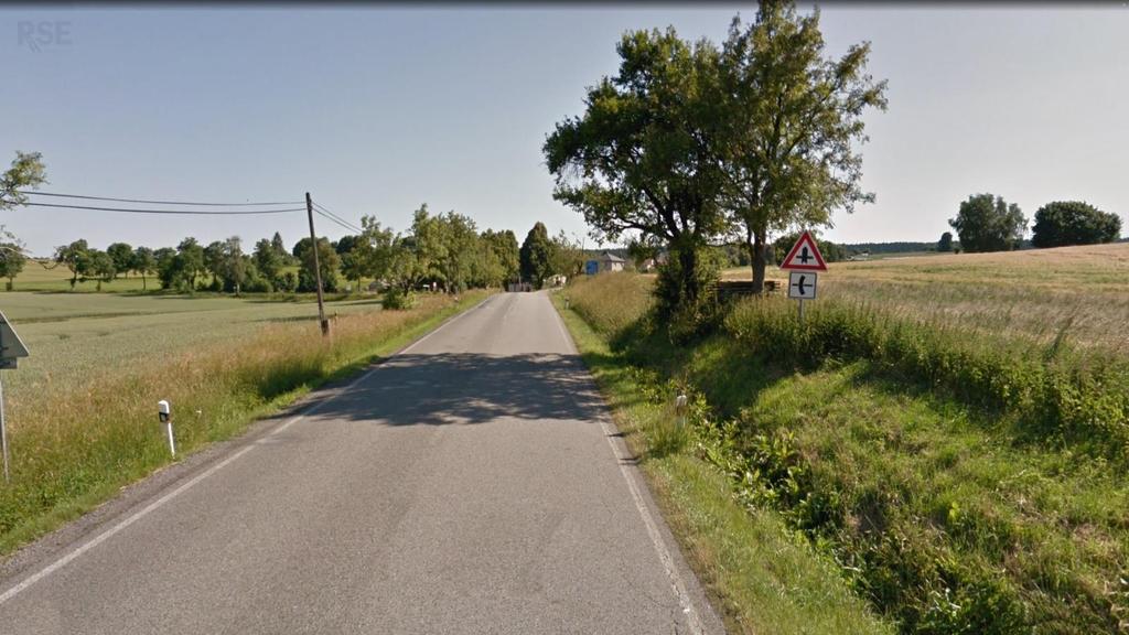 Křižovatka II/353 a II/348 u obce Stáj aktuální stav Křižovatka