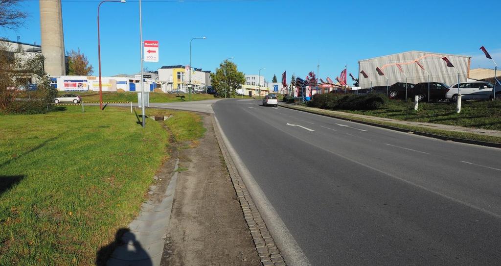 Křižovatka silnic II/360 a II/351 v Třebíči opatření se připravuje Vývoj opatření: Křižovatka silnic II/360 a II/351 v Třebíči 2016 Návrhy opatření na DK, přestavba křižovatky na okružní, instalace