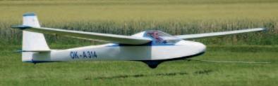 TST-1 Alpin Ultralehký větroň pro rekreační létání, hornoplošník smíšené konstrukce s konvenčními ocasními plocha a s pevným podvozkem.