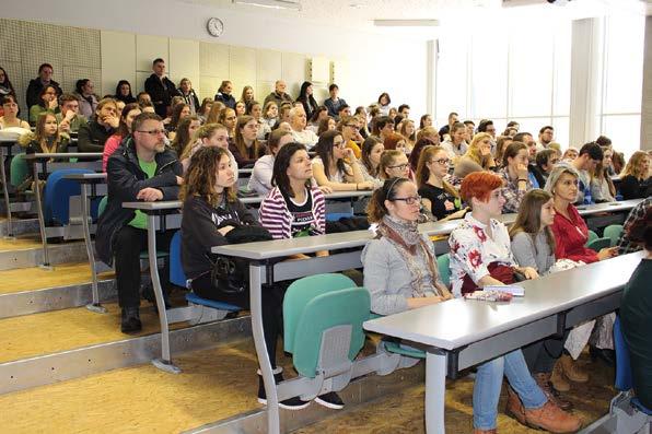 O studium na FVHE byl mezi návštěvníky univerzity vysoký zájem jak chemických, tak mikrobiálních na Ústavu hygieny a technologie mléka. text: Mgr.