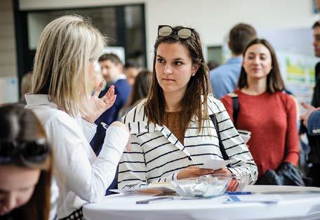 Svůj stánek s ochutnávkou pekárenských výrobků měla firma Penam a.s. a Nestlé Česko s.r.o. zase nabízela zabalené většinou sladké výrobky.