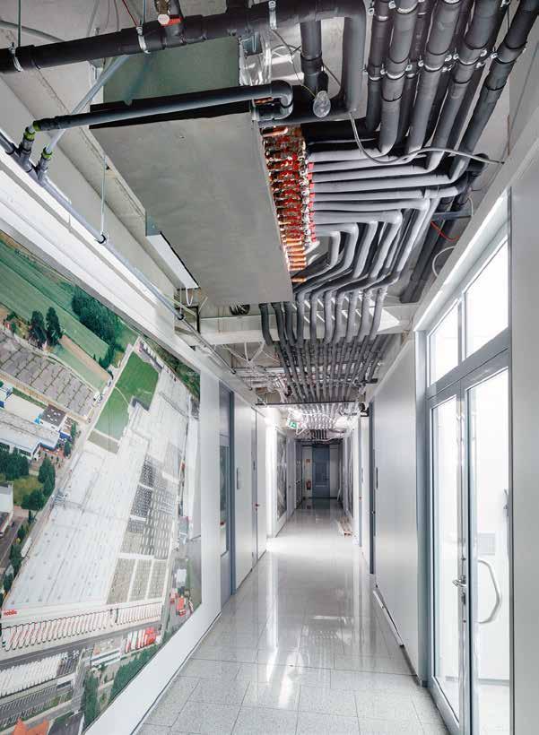 Hybridní technologie VRF nobilia GmbH, Verl Hostel Generator, Amsterdam Také v oblasti provozních nákladů se může hybridní systém VRF postarat o větší úspory, než je v oblasti hotelového provozu