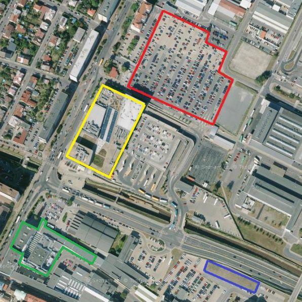 4 Doprava a možnosti parkování Muzeum se nachází přímo naproti autobusovému a vlakovému nádraží, cca 5 minut chůze.
