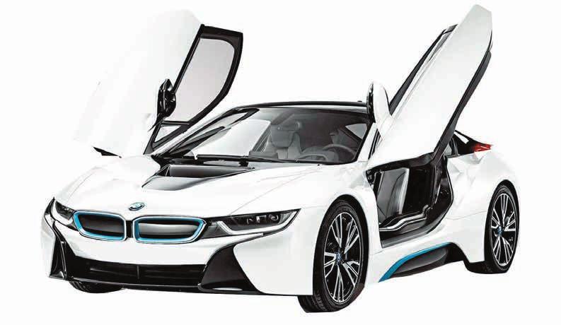 Výrobci automobilů přicházejí s novými typy elektromobilů, kterých bylo jen v uplynulém roce registrováno více než 700.