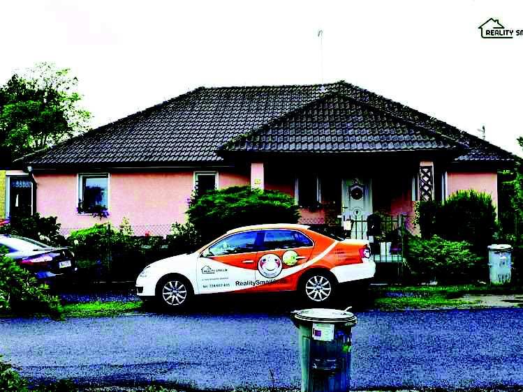 Srovnávané nemovitosti 1. Identifikace Záznam o prodeji srovnávané nemovitosti è. 1 Prodej, Rodinný dùm, 200 m 2, Vojtanov, okres Cheb Celková cena: 3.990.000 Kè Adresa: Vojtanov, okres Cheb 2.