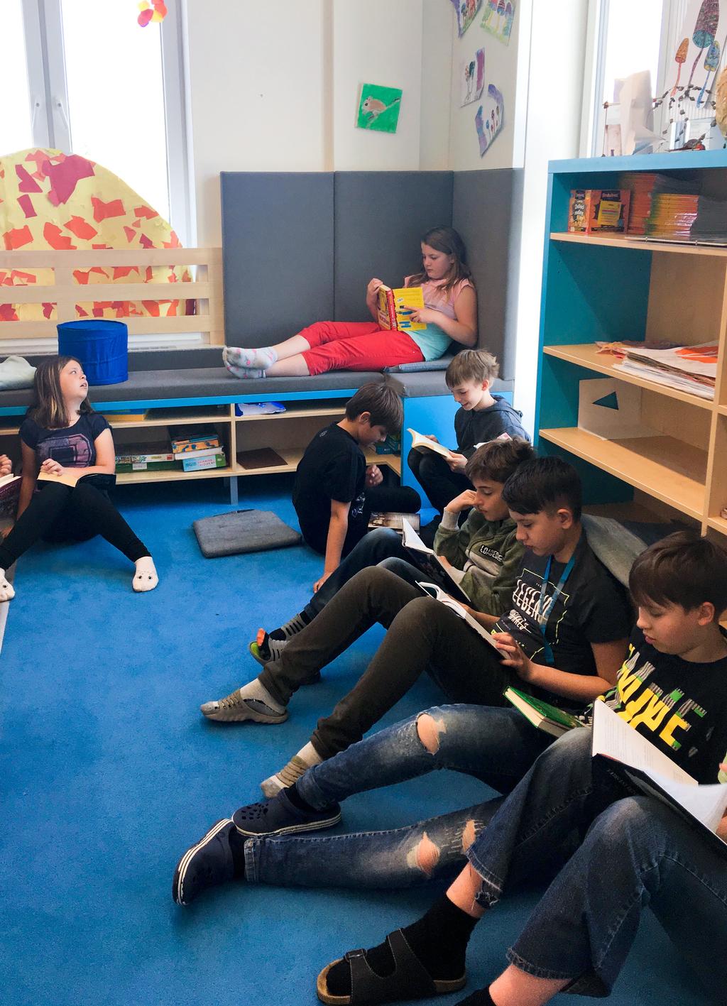 zpravodaj pro přátele Kritického myšlení červen 2019 14 KRITICKÉ LÍSTKY Inspirace do výuky Staré řecké báje a pověsti Cestou necestou k naučnému textu Do knihovny Hanáčková: Mýty a předsudky o