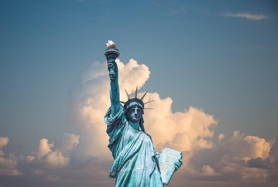 ly/2nbgk8o Pro vybrané univerzity v USA, Kanadě, Velké Británii, Německu, Rakousku, Švýcarsku, Austrálii každý rok fond poskytuje financování školného pro 10 studentů Aktuálně je přihláška otevřena