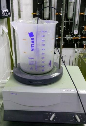 % 69,2 58,1 Vzorky s vyšší vlhkostí se chovají plasticky, nebylo tedy možné za pomoci prosévacího