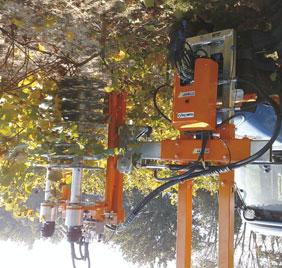 na SMP 50 Jednotka pro stranový posuv Výsuv 300 mm, hydraulický náklon ±20