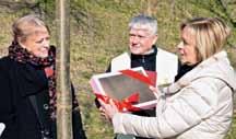 první strom, lípa velkolistá, byl zasazen 7. března na Parukářce v Praze 3 za účasti starostky MČ Vladislavy Hujové.