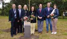 6. Milena Černá se zúčastnila koncertu k uctění obětí holocaustu na velvyslanectví SRN, po kterém se konala beseda s přeživšími o otázkách péče