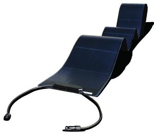 FOTOVOLTAICKÉ ŠINDELE TEGOSOLAR X Fotovoltaická fólie z tenkovrstevného amorfního křemíku se samolepící spodní částí. 22 článků o celkovém výkonu 136 Wp. Nutno doobjednat příslušenství.