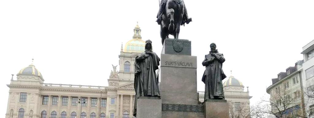 Středisko VÝZVA integrační klub BRÁNA 11 Z deníčku cestovatelů Naše Cesta za poznáním do Prahy Čtvrtek dopoledne Společně jsme se všichni sešli na vlakovém nádraží ve Svinově, rozloučili jsme se s