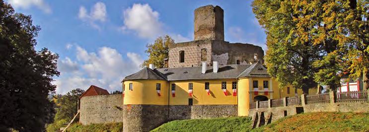 HISTORICKÁ MĚSTA ZABYTKOWE MIASTA HRADY A ZÁMKY ZAMKI I PAŁACE 1 www.ipardubice.cz 2 www.litomysl.cz MĚSTO PARDUBICE Historické jádro města v sobě snoubí prvky gotické a renesanční.