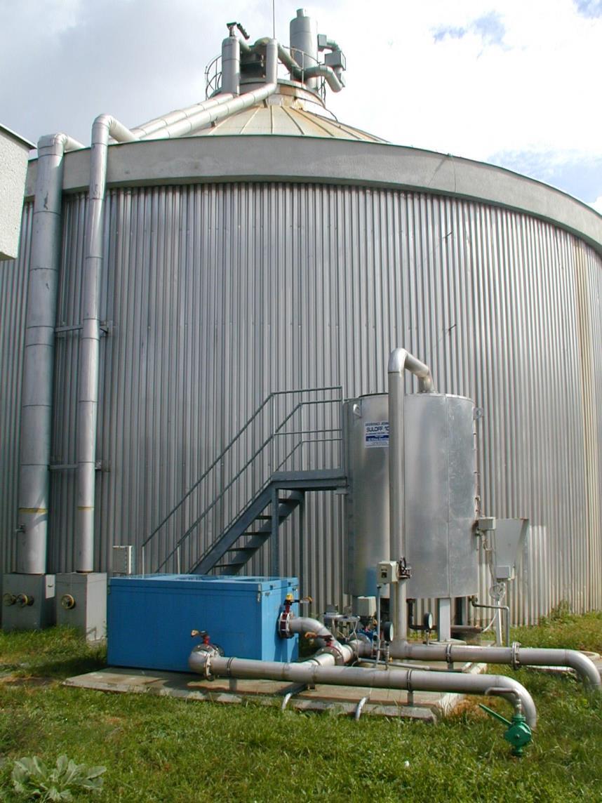 Fyzikálně-chemické odstraňování sulfanu z bioplynu Suloff Životnost náplně při jmenovitém průtoku 100 m 3 /h bioplynu a hmotnosti náplně sorbentu 1 100 kg H 2 S 0,5