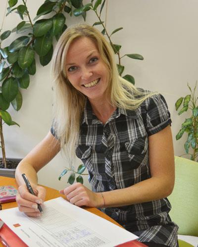 Ing. Tereza Peterková zástupkyně ředitelky Několik let jsem pracovala jako projektová manažerka v oblasti prevence nehodovosti v silničním provozu.