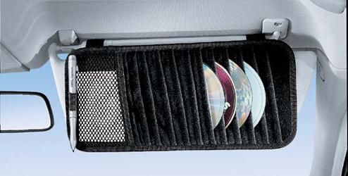 Sada pro kuřáky Přepravní systémy a nosiče Držák CD 39021506 Kč 1119 Praktické řešení pro kuřáky Doplněk vozů bez popelníku a zapalovače cigaret Sada obsahuje: popelník typu muffin (přesně padne do
