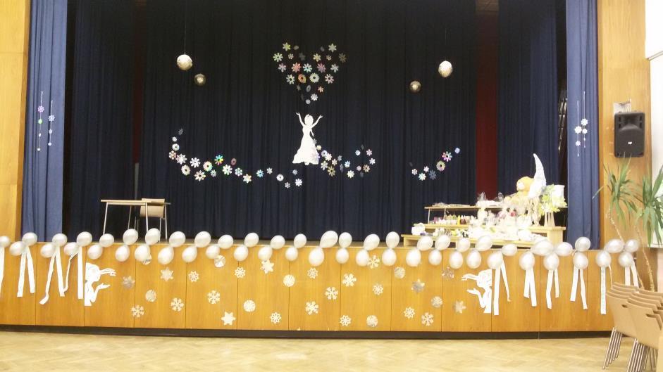 Březen 2019 Zpravodaj obce Bohuslavice č. 315 Stránka 10 To už jsme se přiblížili k maškarnímu plesu, který se již tradičně konal v kulturním domě. A jak jsme se na to připravili se školní družinkou?