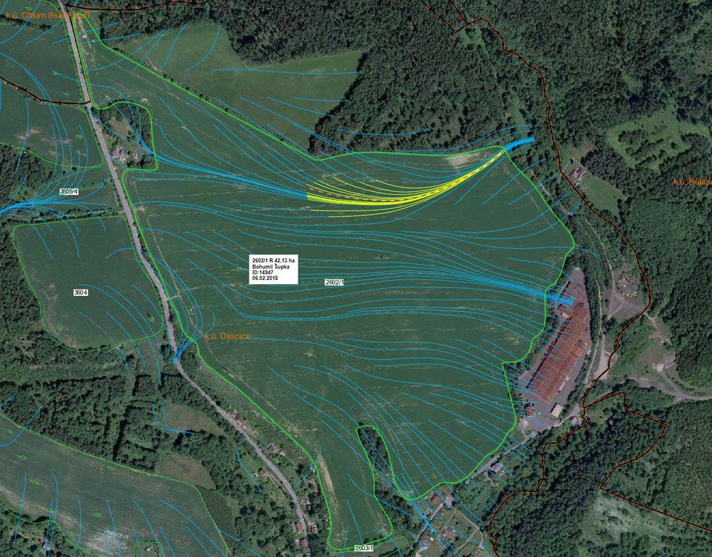 5.6. Analýza ohrožení území vodní erozí Obr. 6. Odtokové linie na řešeném pozemku 5.6.1.