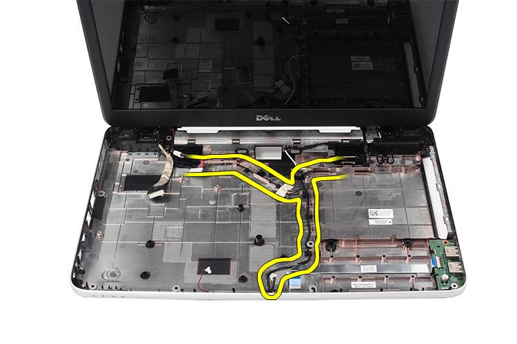 4. Nainstalujte tyto součásti: a) procesor b) sestava ventilátoru chladiče c) karta WLAN d) pevný disk e) opěrka rukou f) paměťový modul g) optická jednotka h) klávesnice i) paměťová karta SD j)