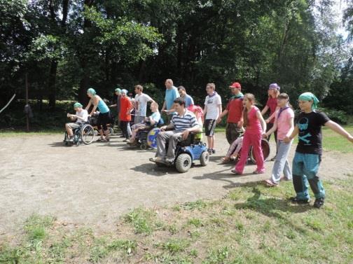 3 V pátek jsme dostali zprávu, že se blíží veliká loď a