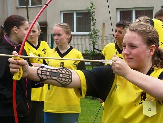 Soutěže byly individuální (hod míčkem na plechovky, lukostřelba, slackline - provazochodectví) a týmové (korfbal, tchoukbal). Jméno Disciplína Místo David Konečný Hod na plechovky 2.