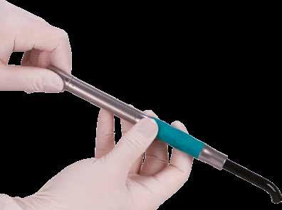 Tento fialový režim s kontinuálním osvětlováním po dobu 60 sekund umožnuje rozpoznat to, co není vždy viditelné pouhým okem: od infikovaného dentinu po plak, micro-leakage, staré kompozitní výplně.