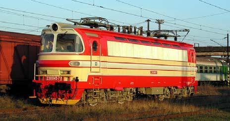 ELEKTRICKÁ LOKOMOTIVA ŠKODA 230 053-1 LAMINÁTKA je od 60.