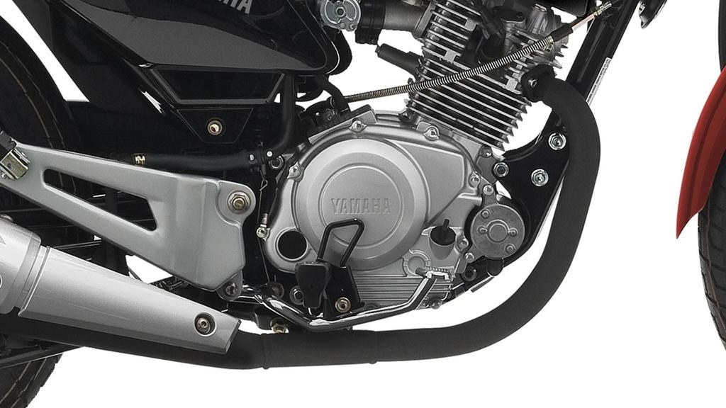 Úsporný čtyřtaktní motor se vstřikováním paliva Model pohání čtyřtaktní motor se vstřikováním paliva,