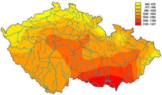 Zhodnocení současného stavu Na území České republiky se nachází několik pásem s průměrným ročním úhrnem globálního záření od 945 do 1 140 kwh/m 2 Největší vliv na hodnotu