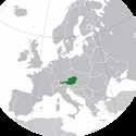 Odtud odešel ihned do italského Turína, kde zahájil teologické studium. Studium na turínské Crocettě zakončil v roce 1956 licenciátem teologie. Tam byl také 1. července 1956 vysvěcen na kněze.