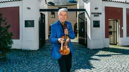 program 9. července / 20:00 TANGO NUEVO! Gorka Hermosa /Španělsko/ akordeon, Jaroslav Svěcený housle, Ladislav Horák akordeon. 10.