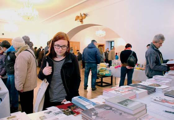 Lektorské dovednosti v muzeu MK: Metodika pro výběr a aplikaci osvětlovací techniky v rámci muzeí a galerií Merkantilní tisky: měsíční programy, pozvánky, propagační