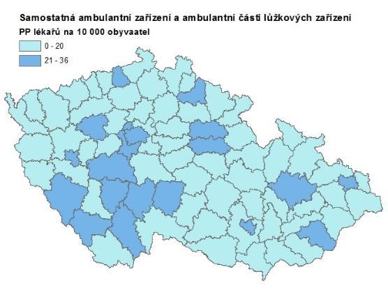 obyvatel v okresech