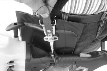 Po vypnutí motoru se žací ústrojí ještě několik sekund otáčí.